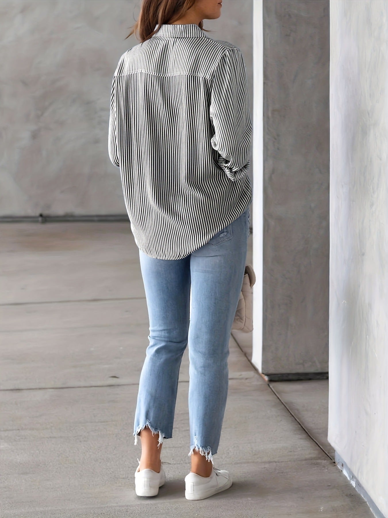 Loose casual long-sleeved shirt